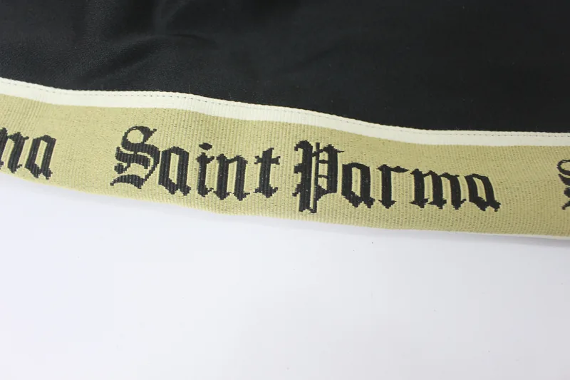 Jacquard tape woven with the Saint Parma name
